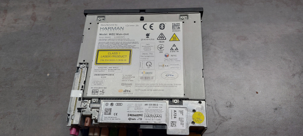 Riadiaca jednotka MMI / multimediálneho MIB centra pre Audi Q7 - 4M1 035 880 B